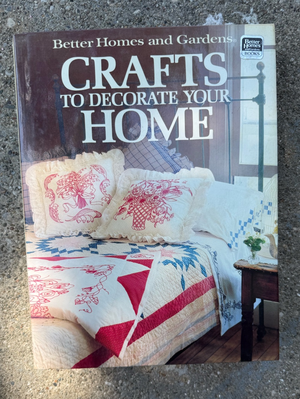 Better Homes And Gardens Crafts to Decorate Your Home - Red, Blue, White